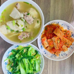 Cần ngay 1 chị về làm việc nhà cho gia đình em ạ