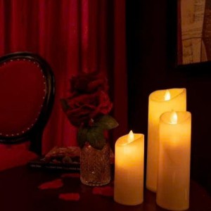 Gia đình em đang cần 1 cô chuyên chăm bé ạ