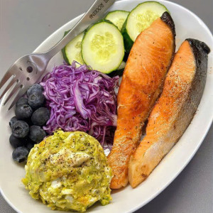 Cần gấp 1 cô chăm bé giỏi đi làm bao ăn ở lại ạ