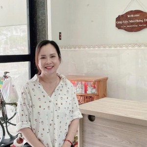 Chị Thủy đang tìm việc chuyên giúp việc nhà - phụ chăm bé đi làm bao ăn ở lại ạ