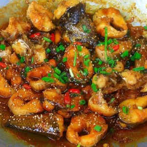 Tuyển Gấp Cô Giúp Việc Nhà.lương Khởi Điểm 12 Triệu