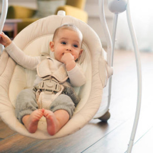 Tìm chị chăm bé chung cư SaigonHomes quận Bình Tân bao ăn ở.