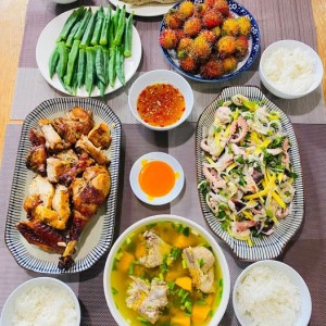 Trong hôm nay em đang cần 1 chị sang giúp việc nhà, trông coi nhà cửa luôn nha