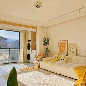 Nhà em có 1 trệt 1 lầu khá nhỏ, chỉ tầm 55m2cần 1 cô phụ việc nhà ở trên đường Kí Con Q1 lương 11 triệu em bao ăn ở lại ạ