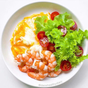 Em đang tuyển gấp cho gia đình em ạ