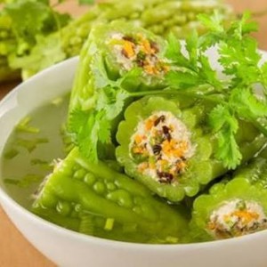 GIA ĐÌNH CẦN CÔ VỀ LAU DỌN NHÀ CỬA  BAO ĂN Ở , LƯƠNG 14 TRIỆU