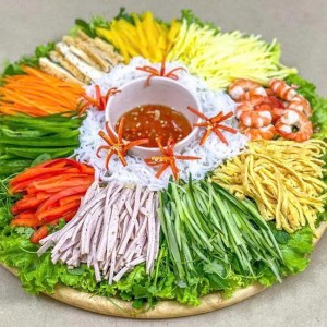 Tuyển gấp cô chăm bà tại Quận 3 – Bao ăn ở lại