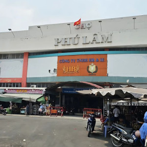 Các Chị Ơi, Nay Chủ Nhật Nên Em Đang Cần Gấp 1 Chị Giúp Việc Nhà Ăn Ở Lại Cùng Với Nhà Em Luôn Nha !