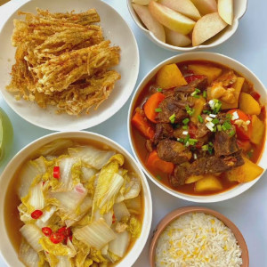 Tuyển Gấp Chị Giúp Việc Người Miền Nào Cũng Được Về Chủ Yếu Là Quán Xuyến Việc Nhà Cửa Giúp Gia Đình Em Nha !!