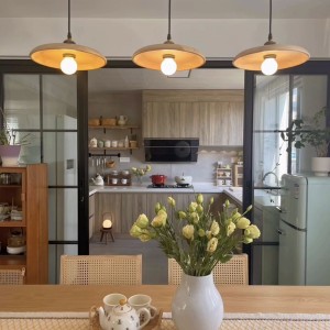 Nhà em có 1 trệt với gác lửng nhỏ đang muốn tìm 1 cô giúp việc tại An Dương Vương –Quận 6