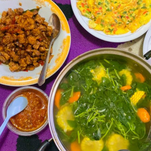 Nhà Mặt Phố Có 2 Lầu Nhỏ 40m2 Ở Đường Lê Văn Sỹ Quận 3, Cần Gâp Cô Giúp Việc Nhà (bao Ăn Ở).