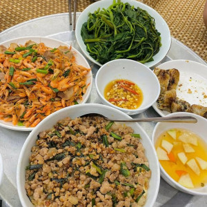 MẸ ĐƠN THÂN CẦN TÌM GẤP 1 CHỊ GIÚP VIỆC BAO ĂN Ở LẠI LÀM VIỆC TẠI QUẬN 5