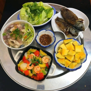E Đang Cần Cô Giúp Việc Tại Nhà Em, Ăn Ở Lại Nhà Em Luôn