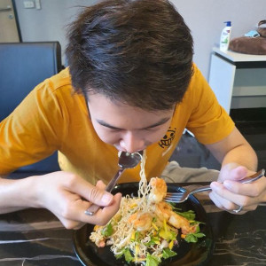 Trên Đường Dương Quảng Hàm- Gò Vấp. Tuyển Gấp Cô Giup Việc Nhà Ở Lại Lương Cao