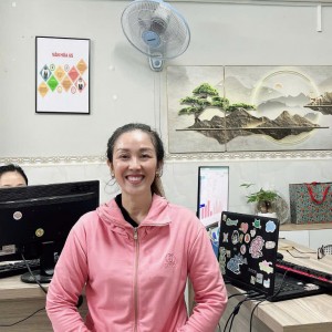 Chị Thắm làm việc cực kì có tâm , nhanh nhẹn chịu khó đang tìm việc bao ăn ở lại ạ