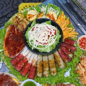 Nhà 1 trệt 1 gác lửng cần một chị giúp việc cho gia chủ có 2 vợ chồng và 2 cháu được 10 và 11 tuổi với mức lương 12 triệu