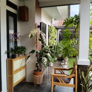 Trong sáng nay em cần tìm gấp 1 chị giúp việc chuyên nấu ăn dọn dẹp BAO ĂN Ở LẠI