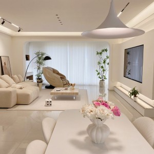 Nhà em ở gần bến xe Chợ Lớn – Quận 6 đang cần tìm một cô giúp việc ăn ở lại để phụ lo cơm nước và dọn dẹp nhà cửa.