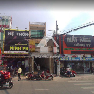 Em Tuyển Gấp Cô Giúp Việc Nhà Lương Tháng 10 Triệu, Bao Ăn Ở