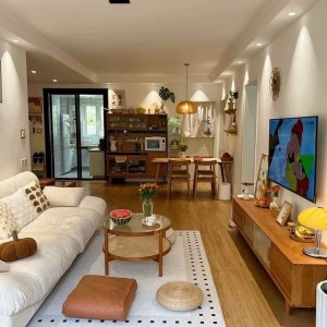 Nhà em cần gấp cô giúp việc nhà tại Quận 4, lương từ 12 triệu.