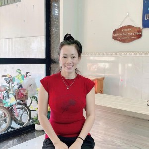 Chị Hằng nhanh nhẹn chịu khó đang tìm việc bao ăn ở lại ạ