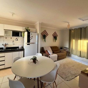 Em cần gấp cô giúp việc nhà cho gia đình có 2 người ở gần chợ Phạm Văn Hai quận Tân Bình LƯƠNG 12 TRIỆU Ạ