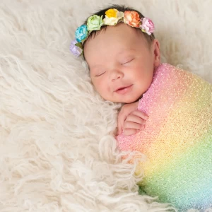 Em Cần 1 Chị Chăm Bé Ăn Ở Lại