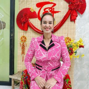 Chị Phượng nấu ăn ngon làm việc có tâm đang tìm việc bao ăn ở lại ạ