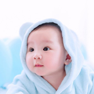 tìm gấp chị chăm bé (Ở LẠI) - không cần chăm đêm, nhà Q.4 HCM