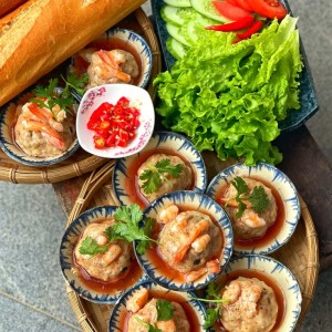 NHÀ EM ĐANG CẦN CÔ GIÚP VIỆC LÀM Ở LẠI VỚI GIA ĐÌNH EM LUÔN TẠI QUẬN 4