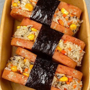 Tuyển gấp 1 cô nấu ăn ngon cho gia đình em ạ