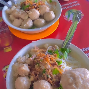 Q6 Tuyển Cô Giúp Việc Đi Làm Ngay