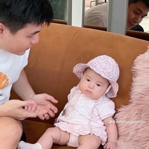 Bé Bông Vừa Tròn 3 Tháng Tuổi. Tha Thiết Tìm Cô Chăm Em Bé