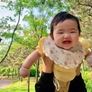 Em Đang Cần Gấp Chị Về Chăm Lo Cho Bé Gái Được 4 Tháng Với Mức Lương Từ 11tr