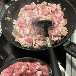 Em Ở Nhà 2 Lầu (47m2) Ở Gần chợ Rạch Ông Quận 8, rất Cần 1 Chị Phụ Việc Nhà Cửa,