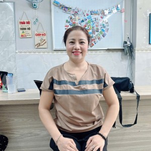 Chị Tuyến việc gì cũng làm ko có kén việc , đang tìm việc bao ăn ở lại ạ