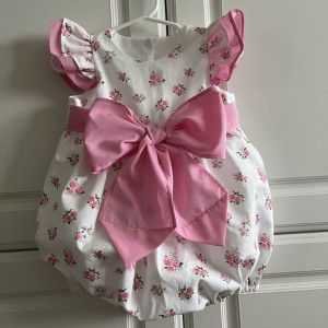 VỢ CHỒNG EM CẦN MỘT CHỊ GIÚP VIỆC NHÀ TẠI KHU VỰC PHÚ MỸ HƯNG, LƯƠNG 9 TRIỆU