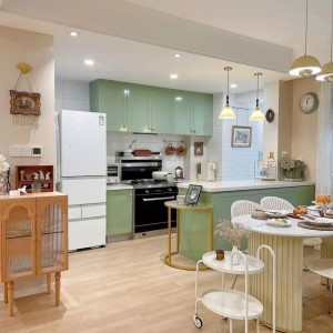 GIA ĐÌNH 3 NGƯỜI LỚN Ở CHUNG CƯ AKARI QUẬN BÌNH TÂN CẦN CHỊ GIÚP VIỆC LƯƠNG 13 TRIỆU Ạ