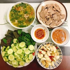 NHÀ 1 TRỆT + GÁC LỬNG Ở TRÊN ĐƯỜNG PHẠM HÙNG QUẬN 8 CẦN GẤP CHỊ GIÚP NHÀ LƯƠNG 13 TRIỆU BAO ĂN Ở Ạ