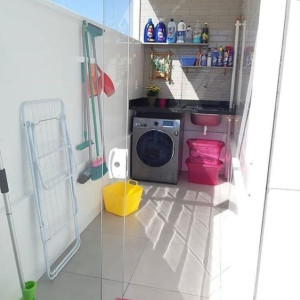 E Cần Một Cô Giúp Việc làm Ăn Ở Lại Tại Phú Nhuận