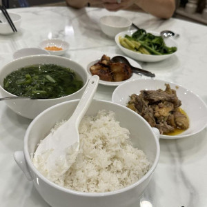 EM MẸ ĐƠN THÂN CẦN TÌM GẤP 1 CHỊ GIÚP VIỆC ĐI LÀM BAO ĂN Ở LẠI