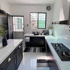 Em Khá Bận Rộn Nên Rất Cần 1 Chị Giúp Việc Nhà Trên Đường Nguyễn Kiệm – Gò Vấp Lương 12 Triệu Bao Ăn Ở.