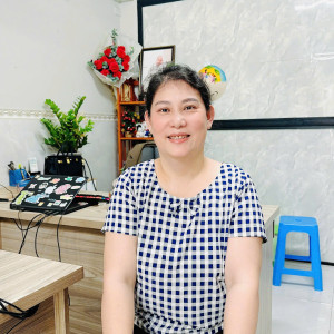 Em đang tìm việc cho chị gái em ạ , đang cần việc đi làm bao ăn ở lại ạ