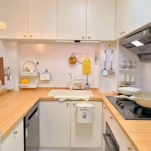 Em Đang Cần Tìm Gấp Một Cô Giúp Việc Nhà Ở Trên Đường Tân Sơn Nhì Quận Tân Phú Lương 13 Triệu