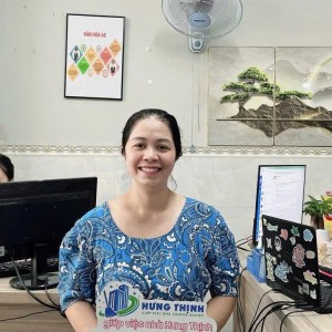 Em đang tìm việc cho chị vui mới ở quê lên ạ