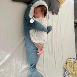 Tha Thiết Tìm Cô Chăm Sóc Bé Gái Được 6 Tháng Ở Khánh Hội Quận 4