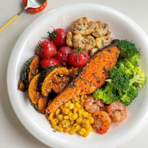 Tuyển gấp 1 cô nấu ăn ngon làm việc lâu dài