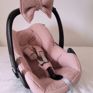 Bé nhà em được 6 tháng đang cần 1 chị chuyên chăm bé ở chung cư Riva Park Quận 4 LƯƠNG 14 TRIỆU BAO ĂN Ở Ạ