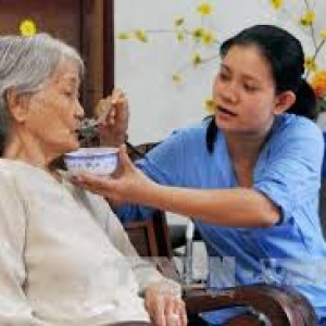 Em Cần Gấp 1 Chị Chăm Bà Bao Ăn Ở