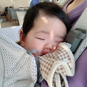 Vợ Chồng Em Tuyển Một Chị Chăm Bé 5 Tháng Tuổi Tại Cao Lỗ Quận 8.cần Chị Chăm Bé